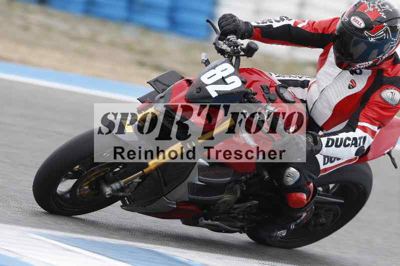 /02 28.-31.01.2025 Moto Center Thun Jerez/gruen-green/82